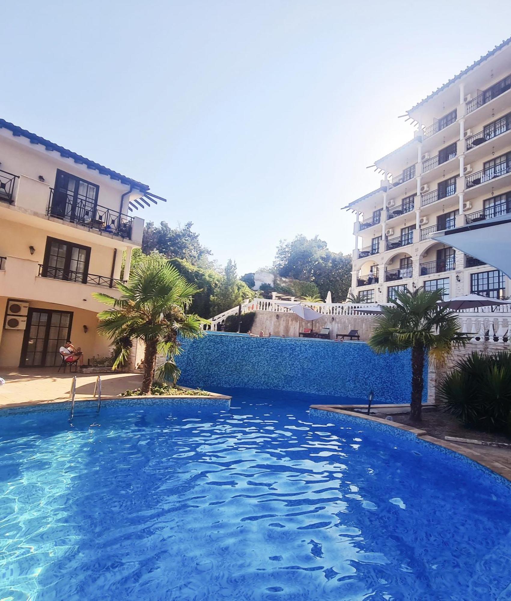 Apartment Almi - The Cliff Obzor Dış mekan fotoğraf