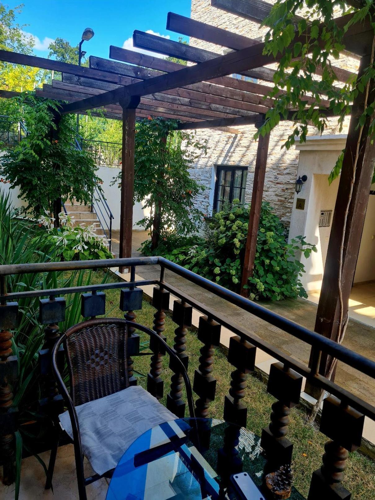 Apartment Almi - The Cliff Obzor Dış mekan fotoğraf