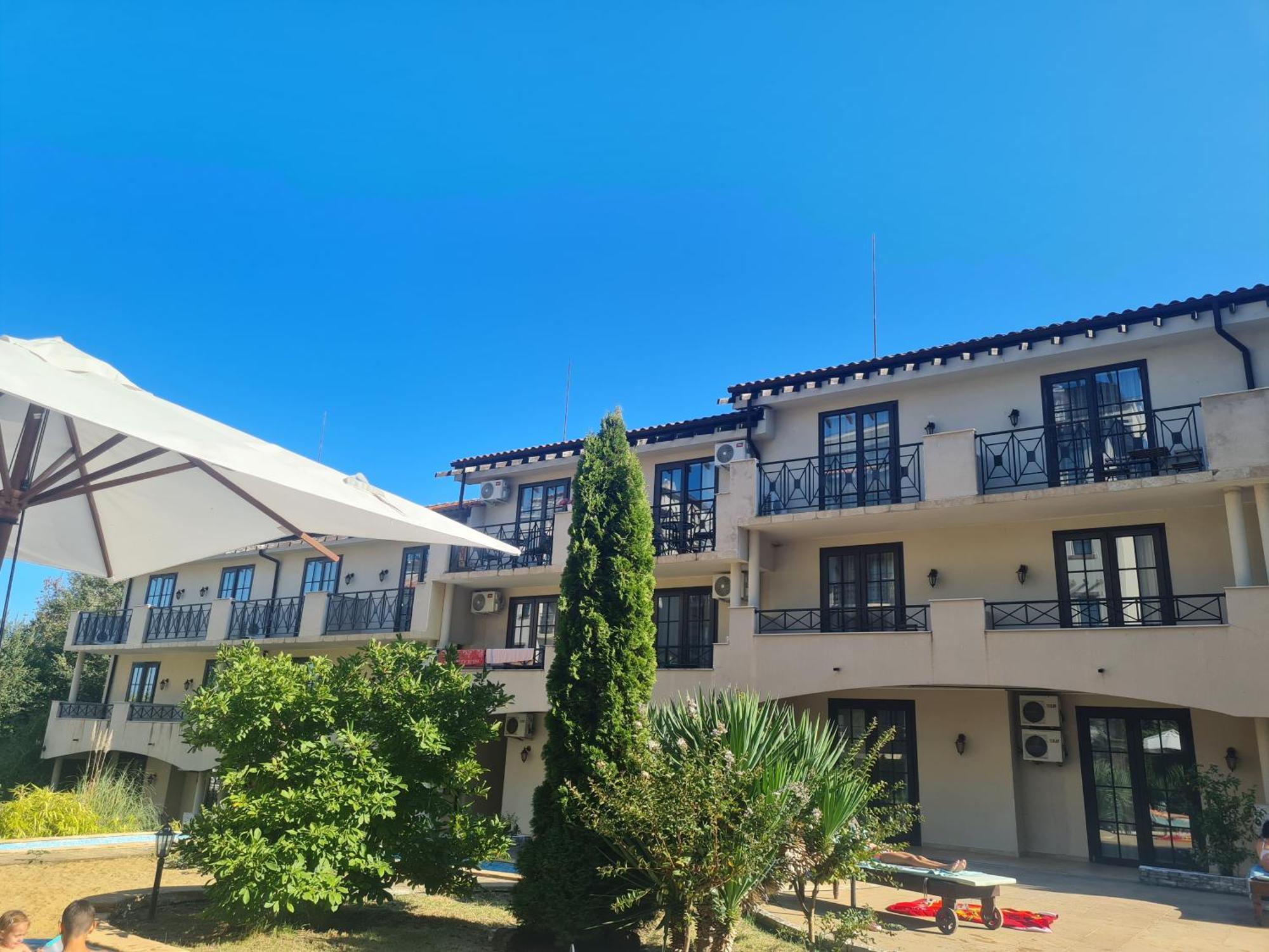 Apartment Almi - The Cliff Obzor Dış mekan fotoğraf